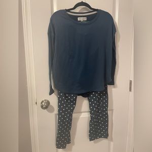 KN live laugh lounge PJ set / blue with polka dots / small